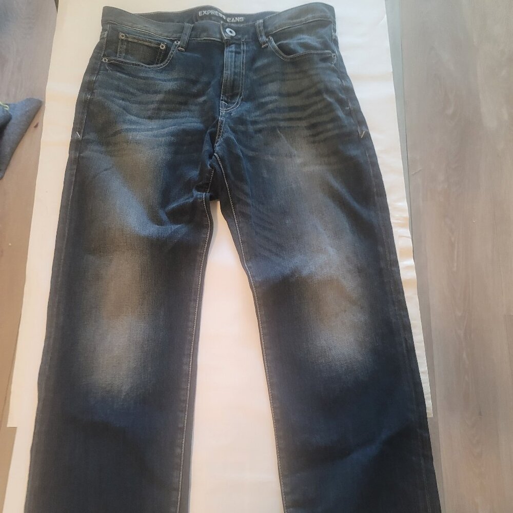 Express Men's Denim Jeans Loose Fit Straight Leg Blake 30x32 Great Condition